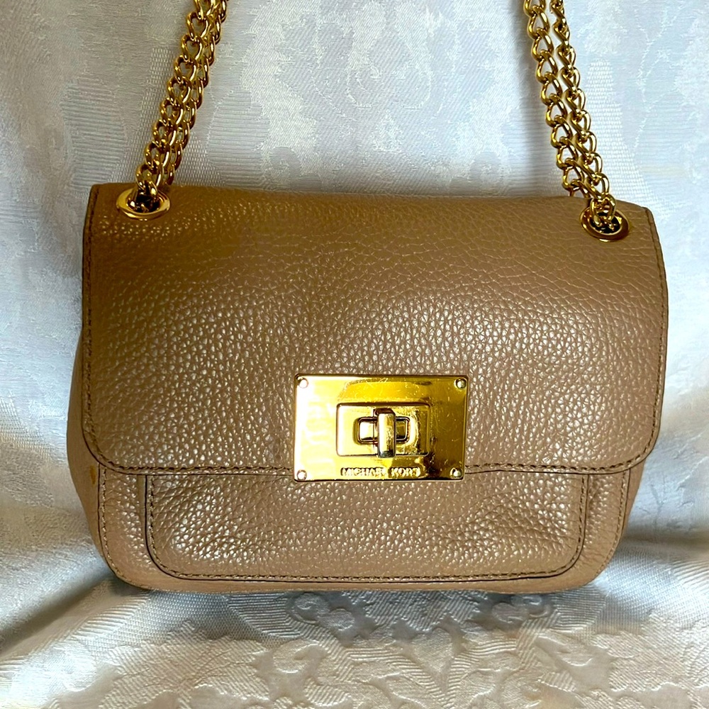 Michael Kors EUC Sloan bag in Taupe PRICE DROP!